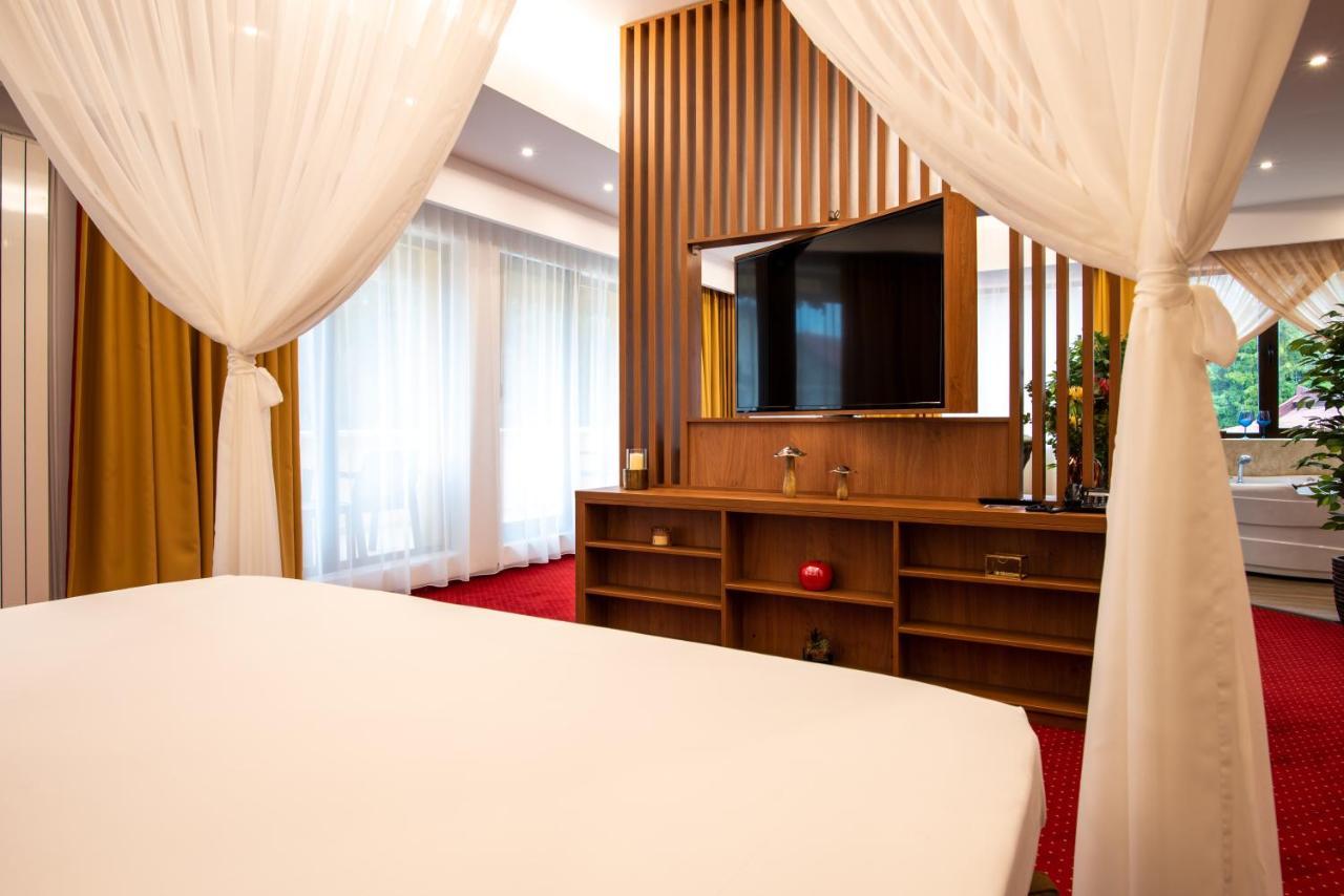 Vila Simonte Poiana Brasov Hotel Екстериор снимка